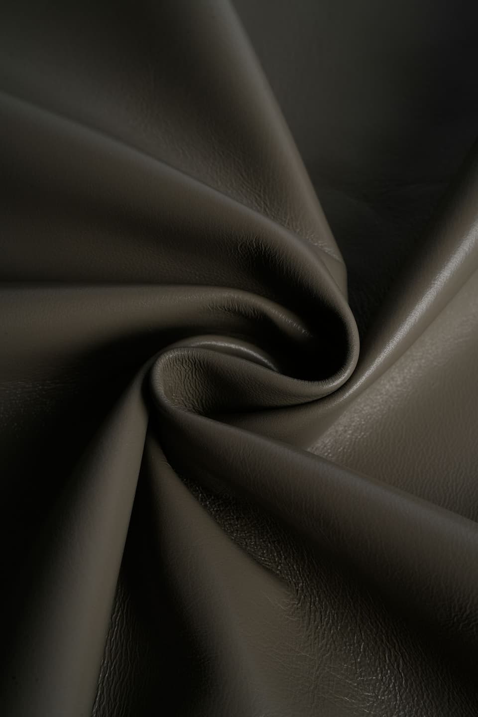 Dark taupe lamb nappa